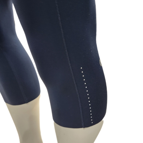 LULULEMON FAST&FREE Crop ll leggings, Midnight Navy, Women's Small - Picture 6 of 7